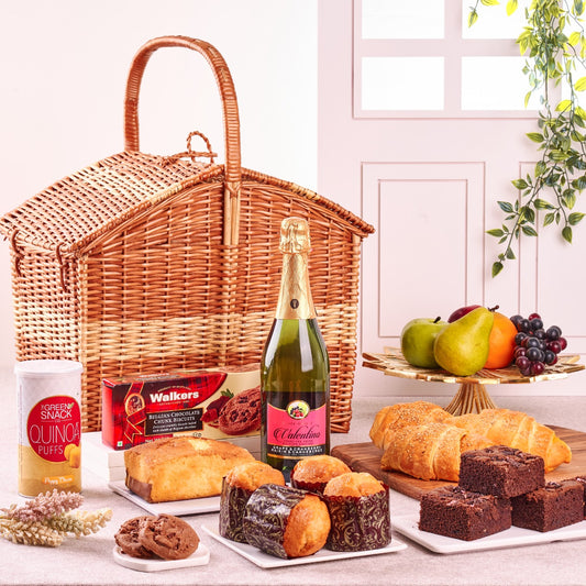 Picnic Basket Gift Hamper