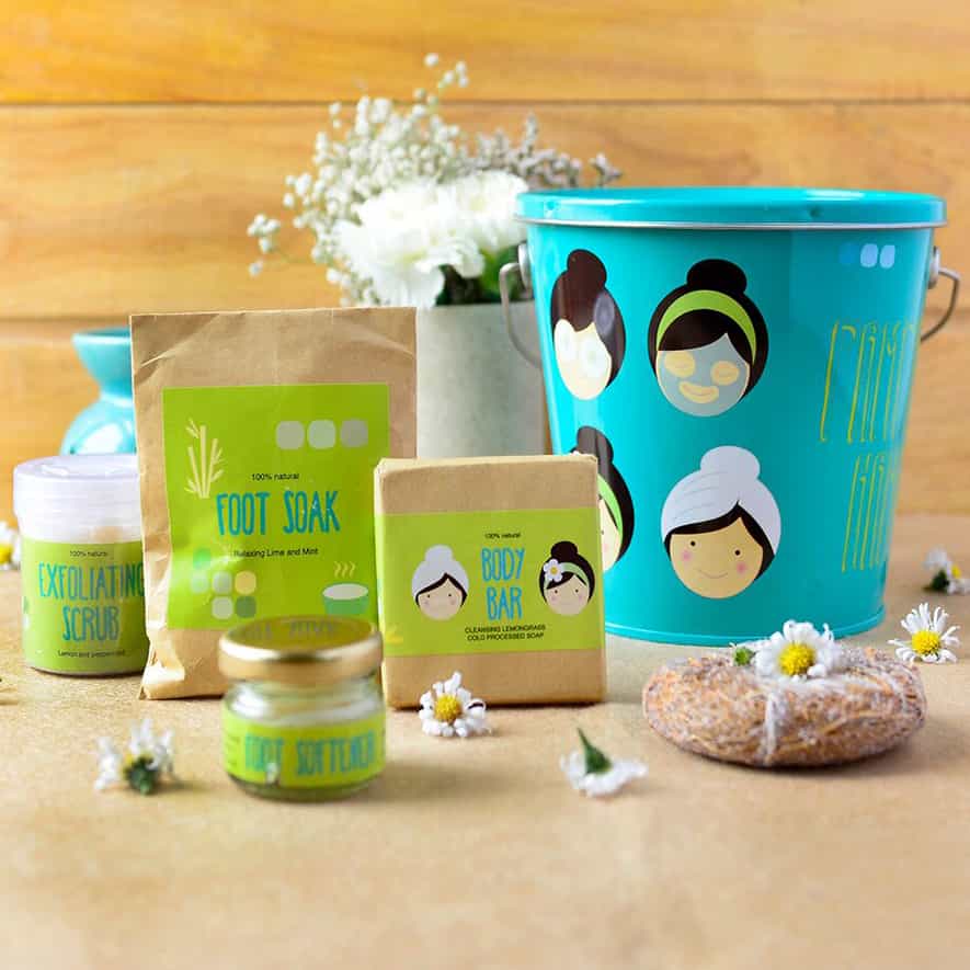 Valentine's Pamper Me Gift Hamper for girls