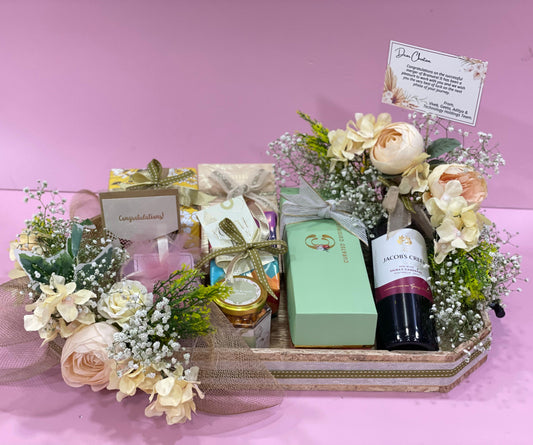 festive gift hamper box