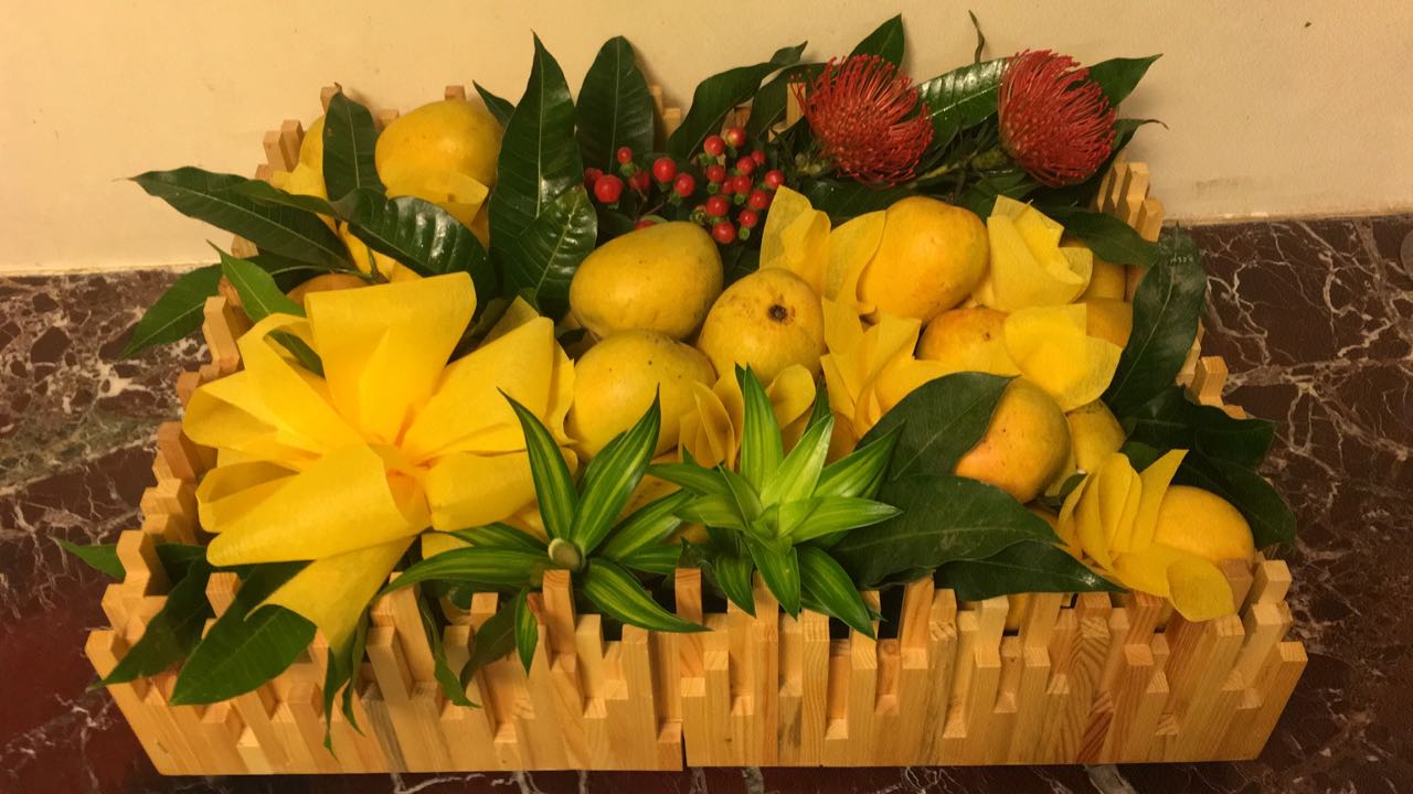 Imported Fresh Fruit Gift Crate