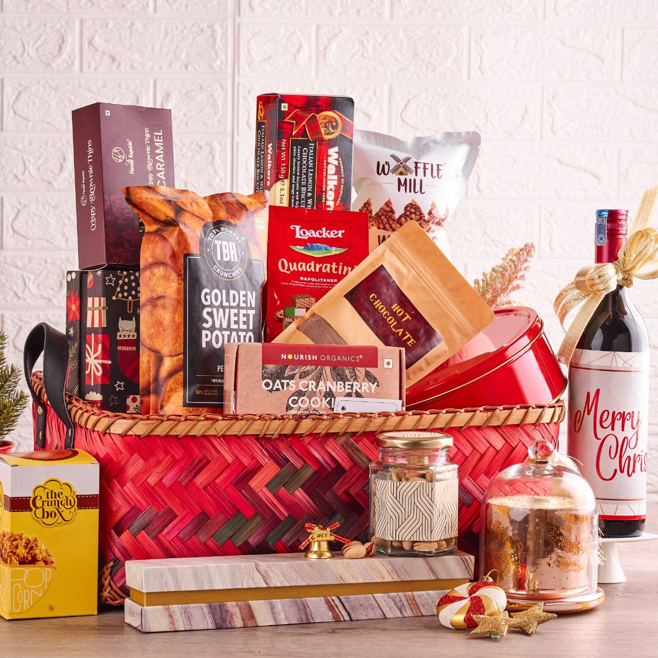 Happy Holiday Christmas Gift Hamper