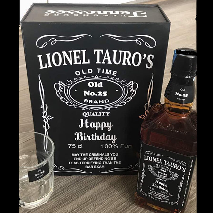 Personalized Whiskey Bottle – thedottedi.in