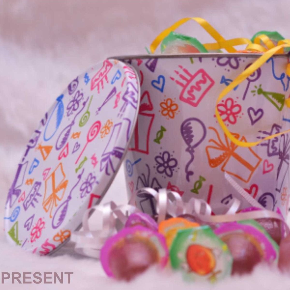 Present Bucket with Knick Knacks – thedottedi.in