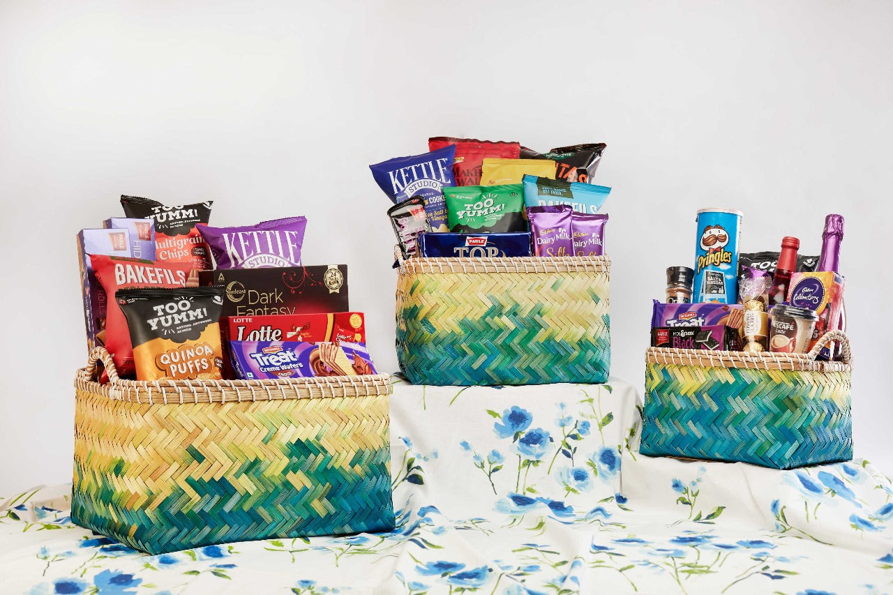 innovative snacks Diwali gift hampers