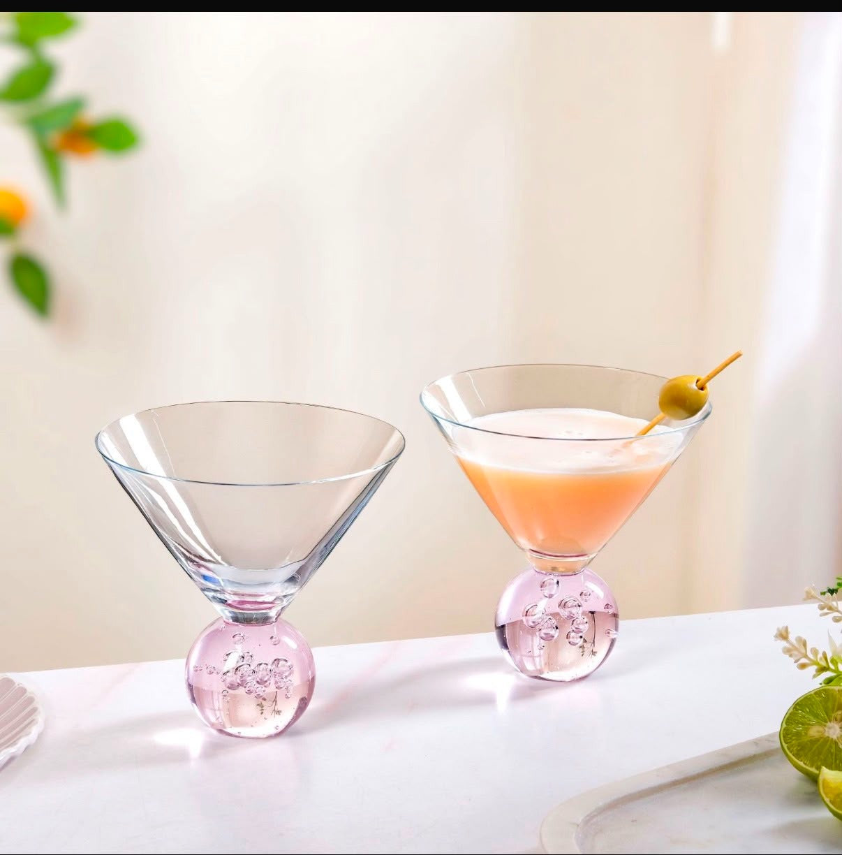 Bar counter glasses