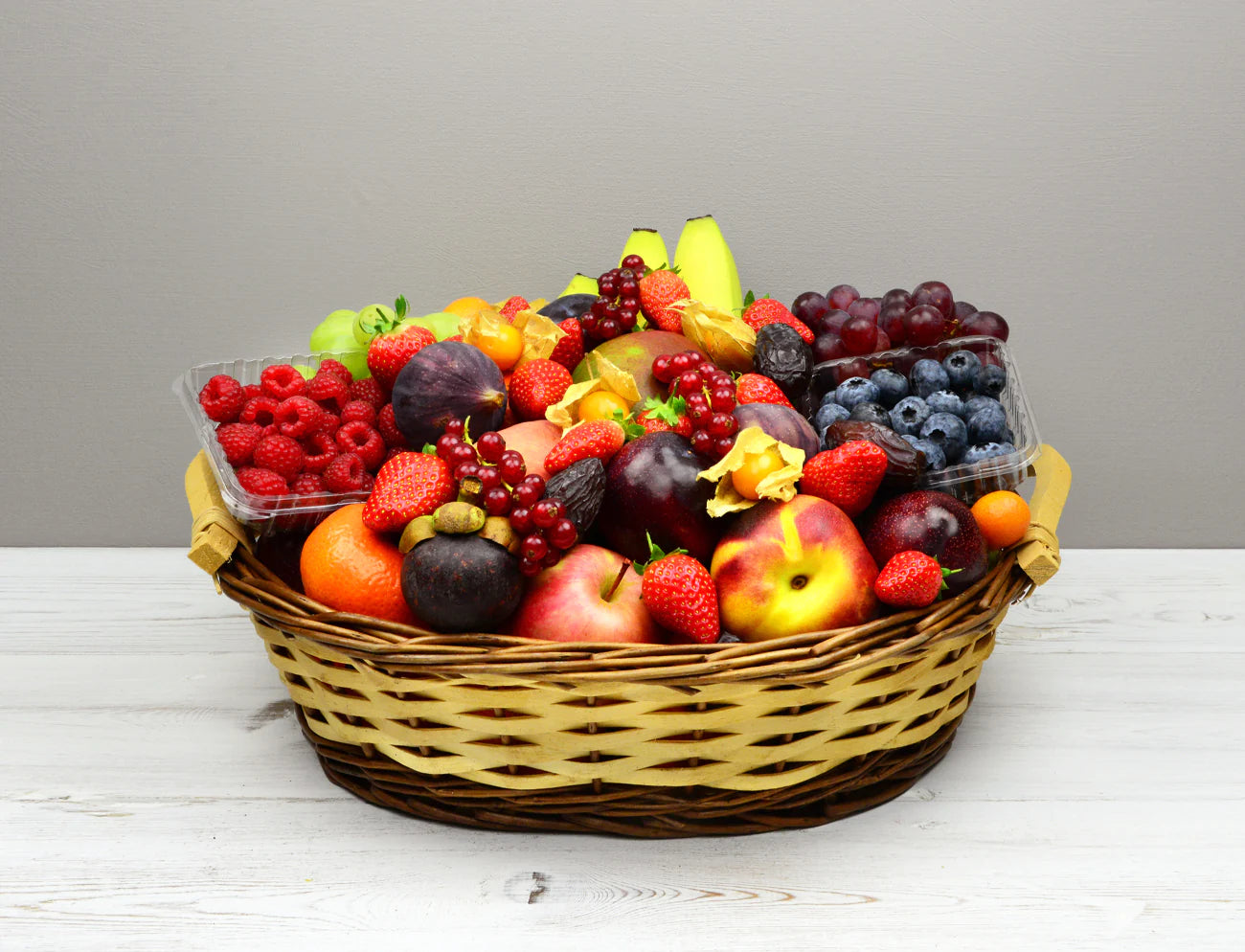 Imported Fresh Fruit Gift Crate