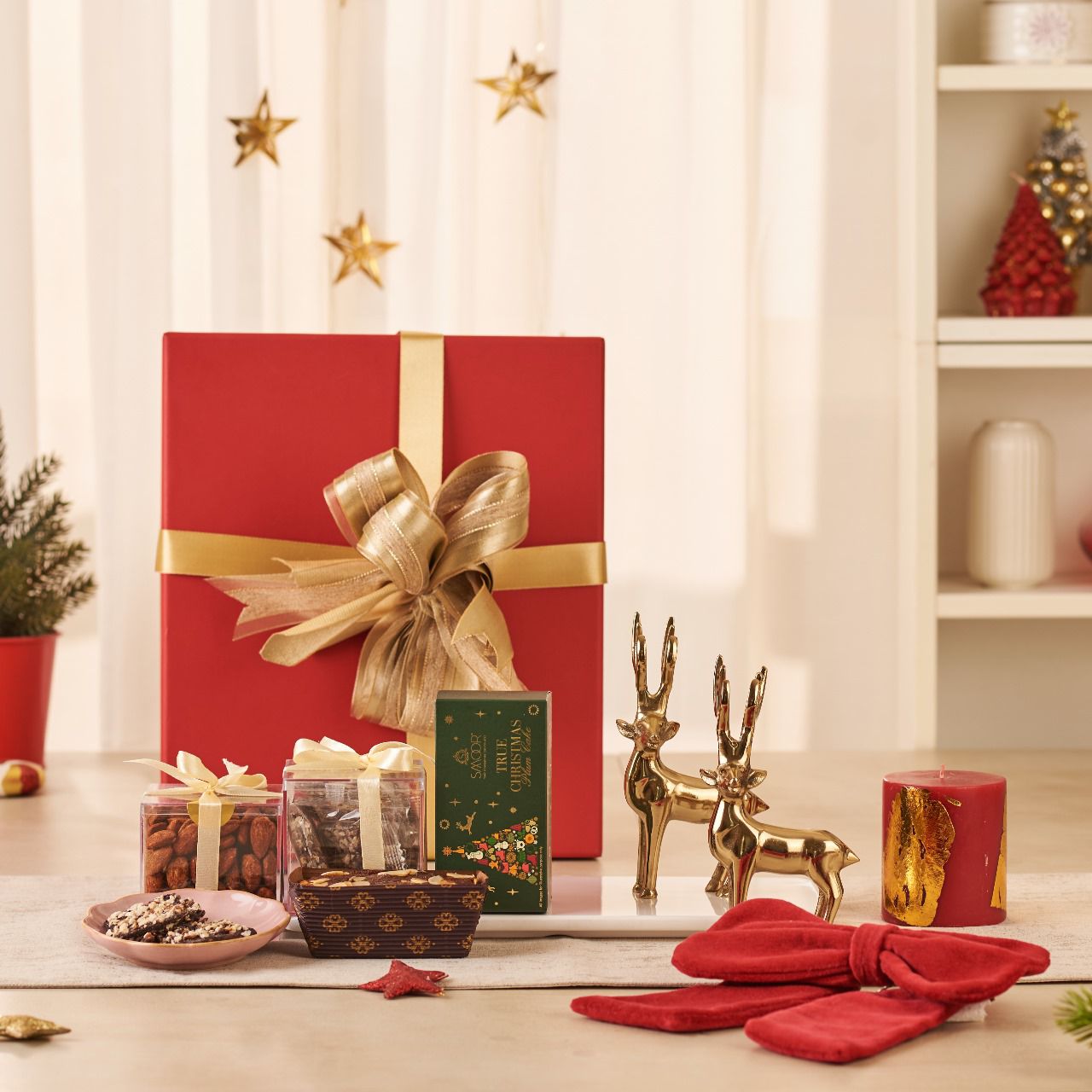 The Classy Christmas Gift Box