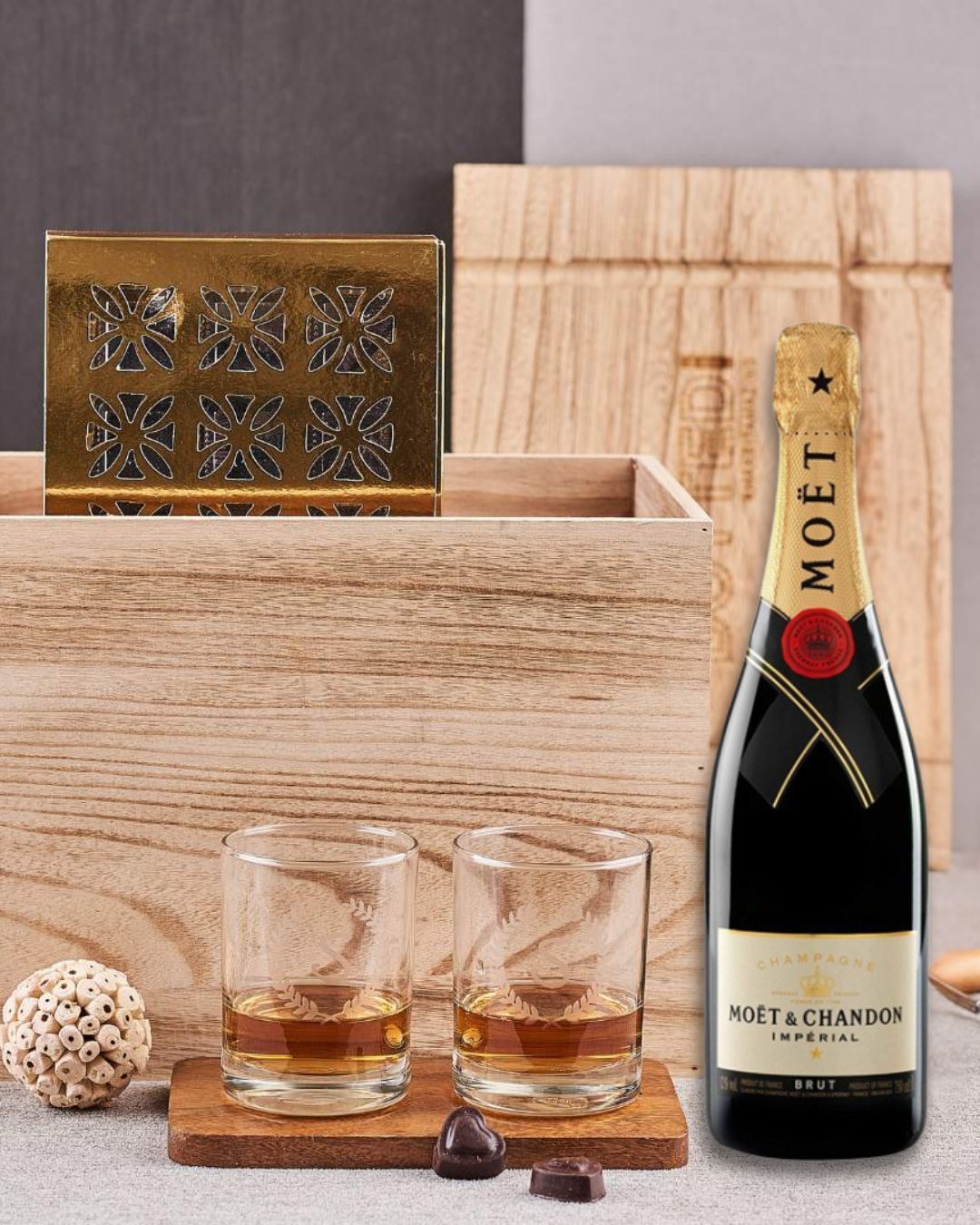 The Luxury Gentleman's Gift Crate