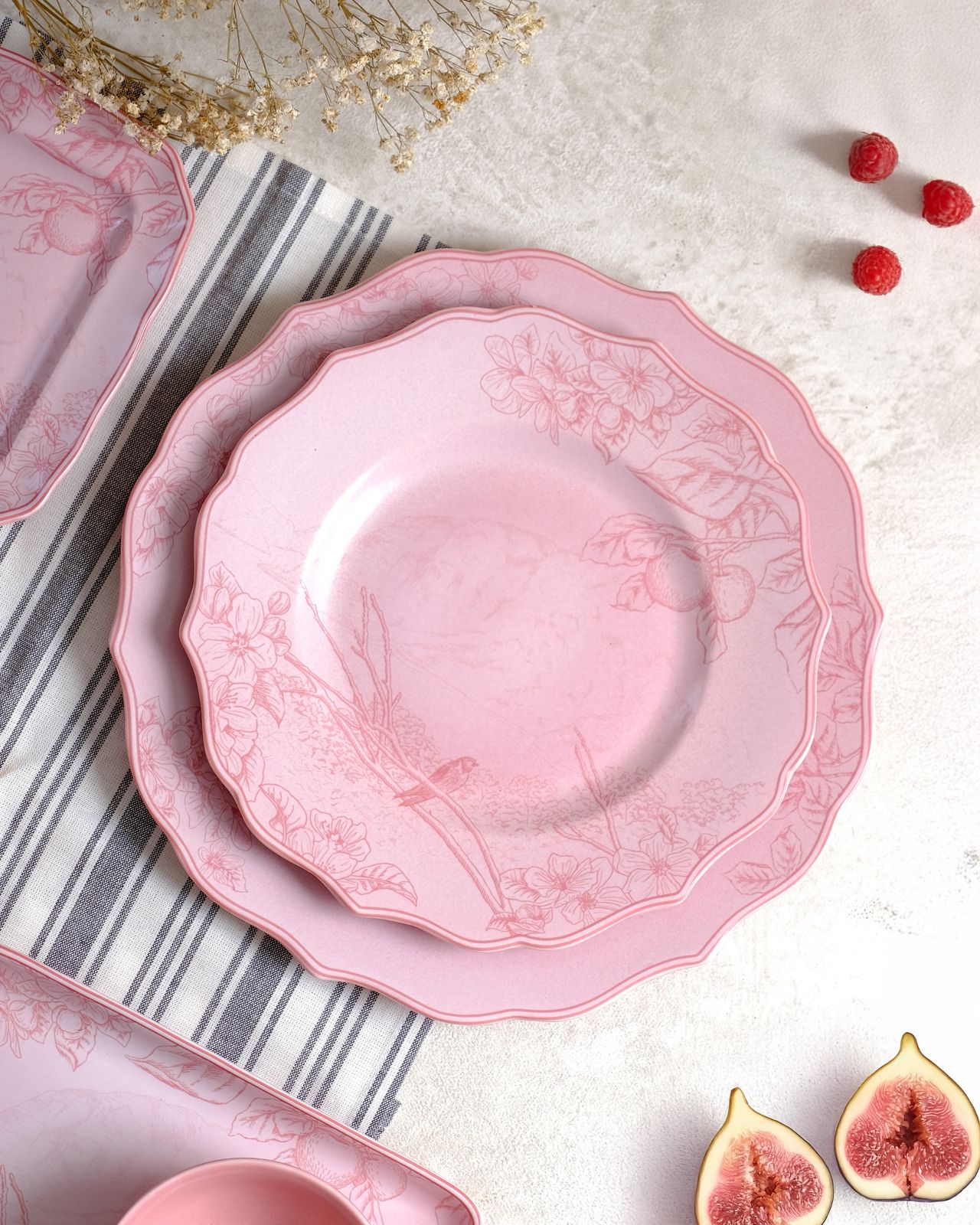 Dusty Rose Dinnerware Set