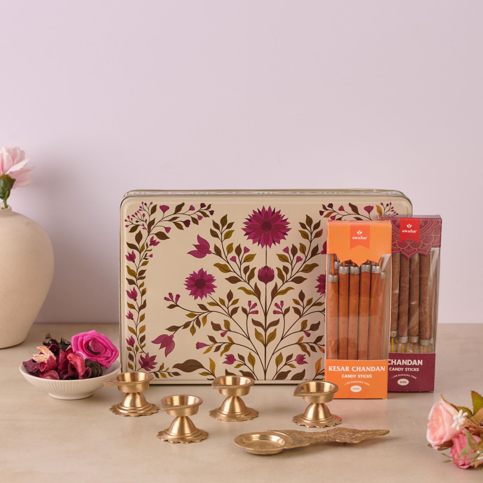 Festive Delight Gift Hamper