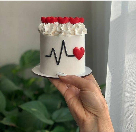 Heartbeat Mini Cake