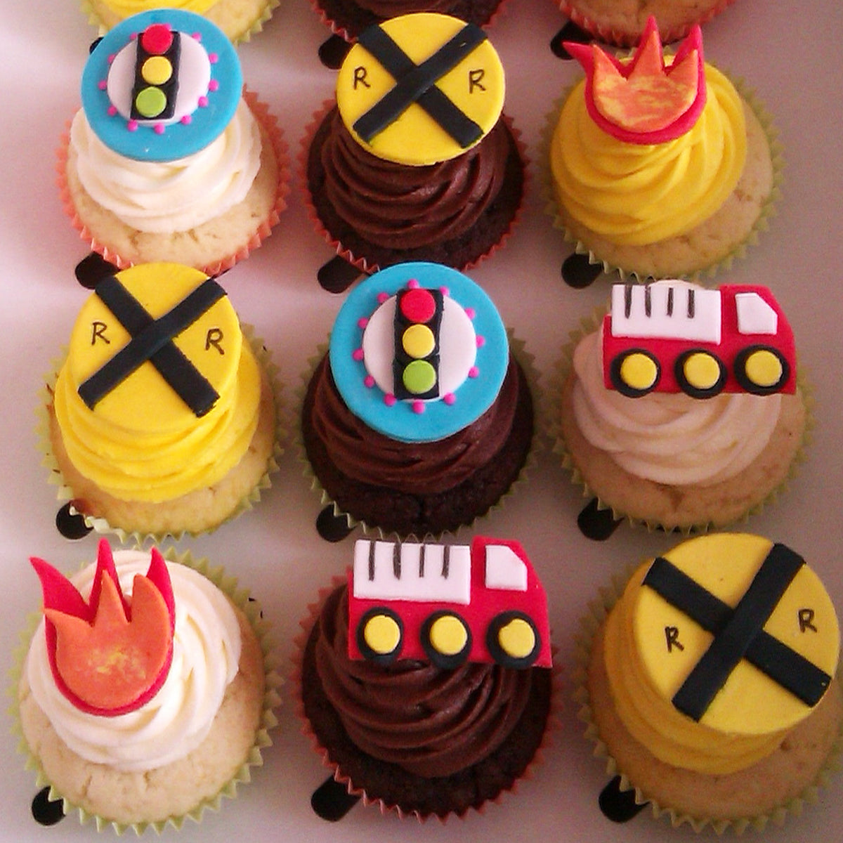 Transport Themed Cupcakes